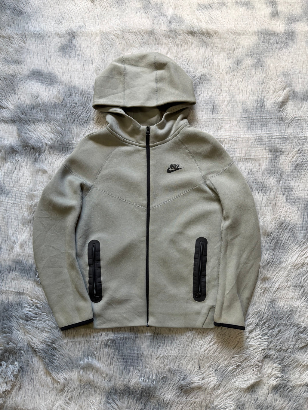 Nike Tech