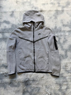Nike Tech