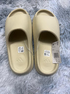 Adidas Yeezy Slide / G5