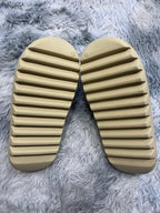 Adidas Yeezy Slide / G5